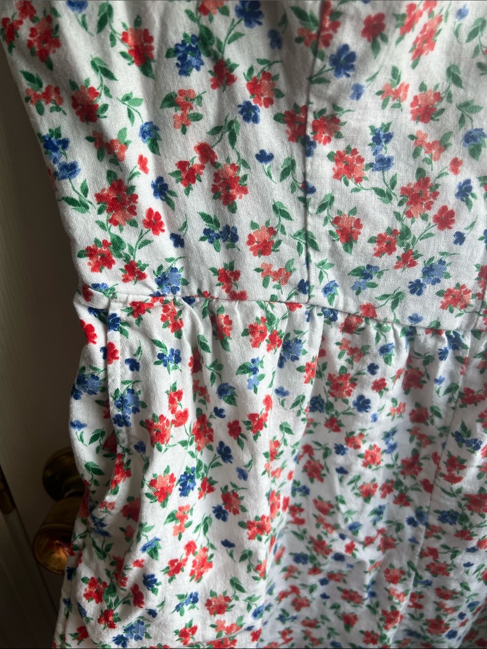 Old Navy White Floral Romper with Red & Blue Flowers - Picture 4 of 12